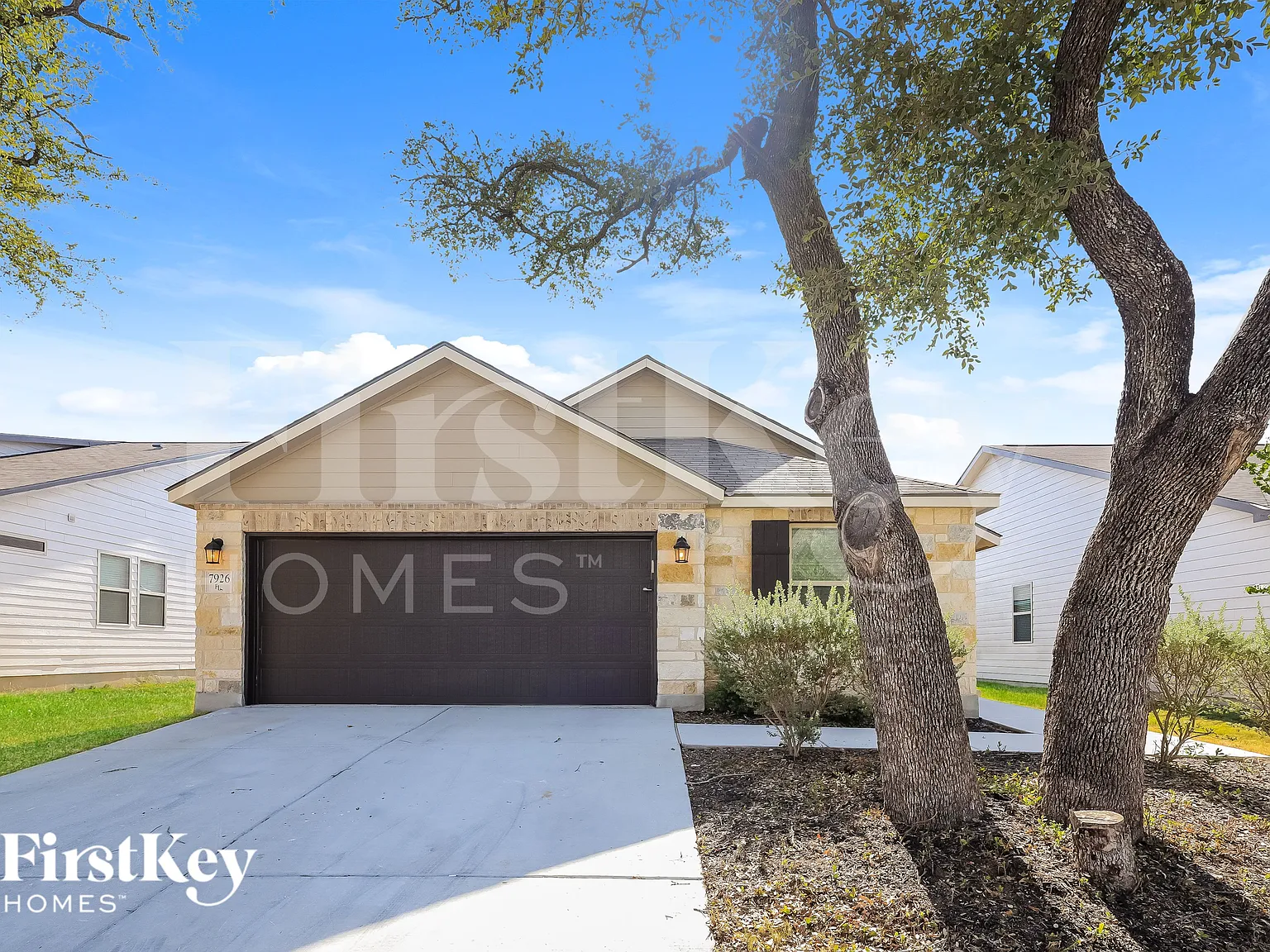 3 bed, 2.0 bath, 1750 sqft, $1,970 — Photo 2