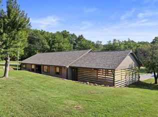 1301 Maple Dr, Grove, OK 74344