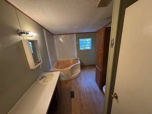 10th image of 100 Near Lake Cir Lot 37