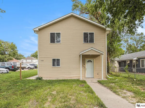 2228 Orchard St, Lincoln, NE 68503