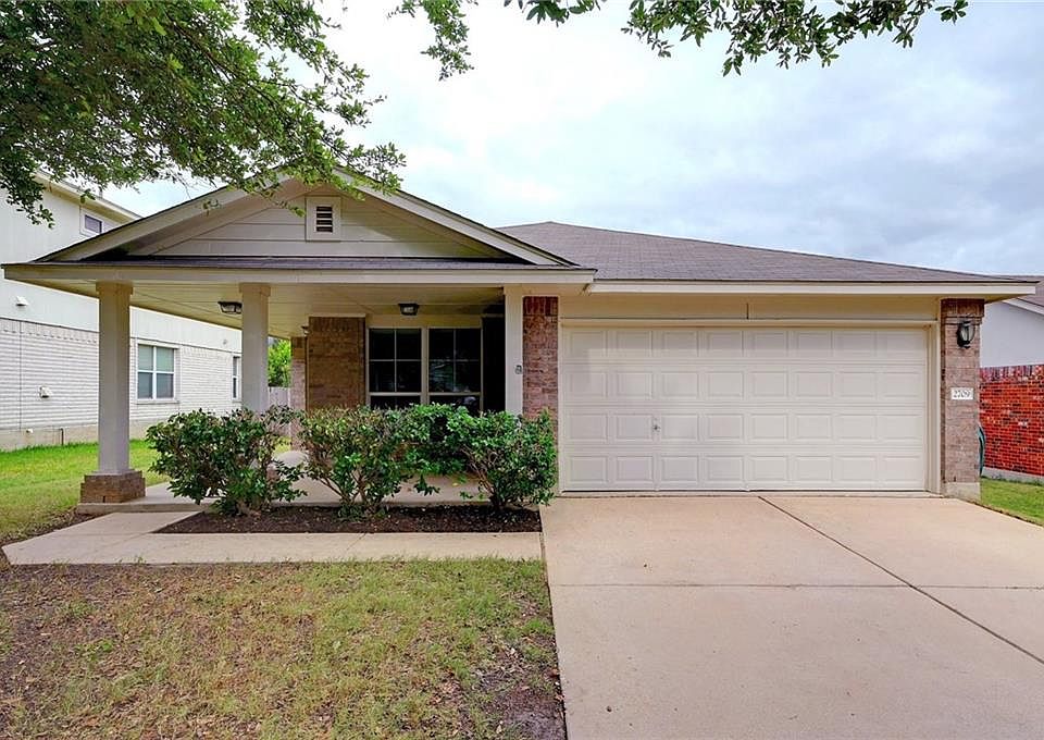 1st image of 2709 Winslow Dr