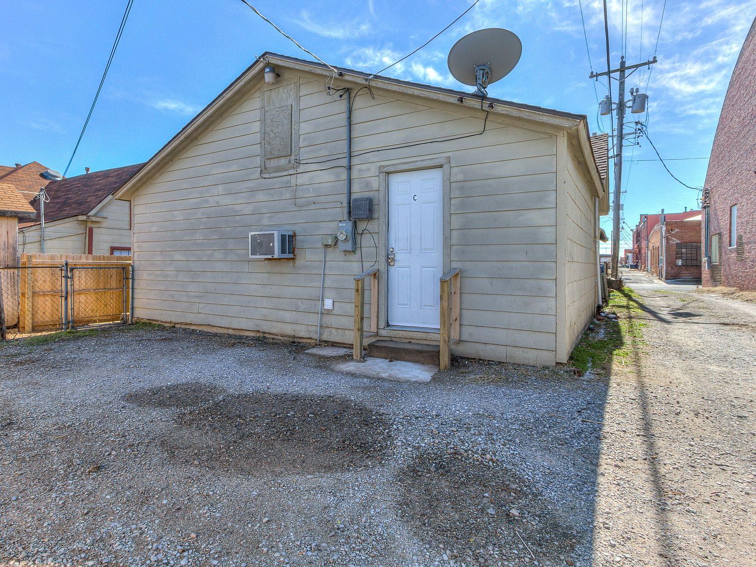207 N Barker Ave, El Reno, OK 73036 Zillow
