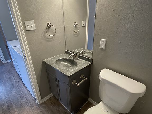 4th image of 844 E Sunshine Dr #401