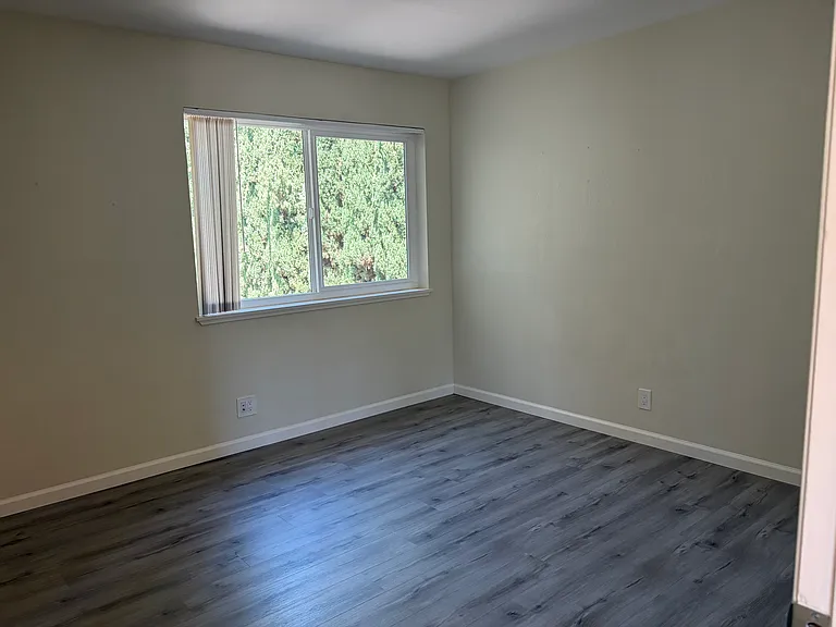 245 Easy St #14 — Photo 22
