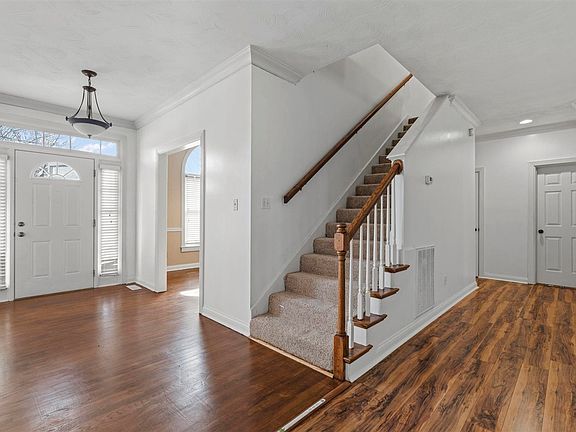 5th image of 2941 Meadow Ridge Ct