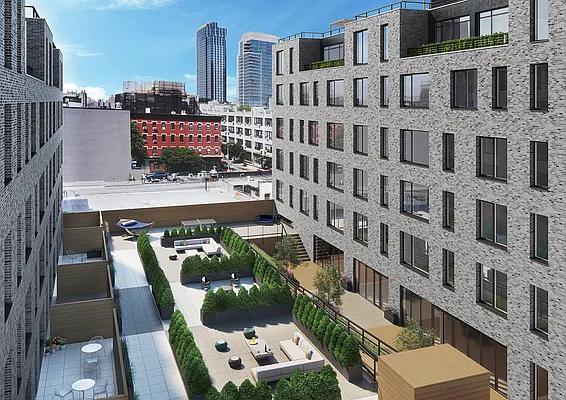 Rented by Lisa Management | media 24