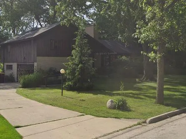 2427 North 120th STREET, Wauwatosa, WI 53226