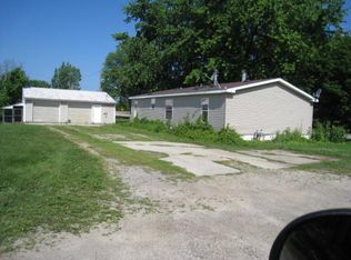 27 Miller St, Sebewaing, MI 48759