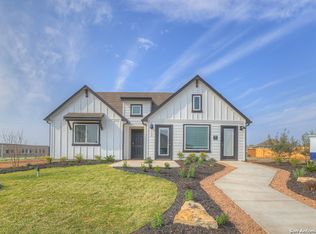 132 Rosa Rd, San Marcos, TX 78666