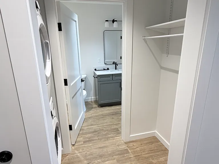 345 Main St #303 — Photo 8