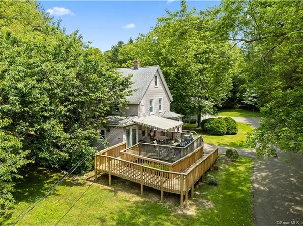 109 Shore Road, Waterford, CT 06385