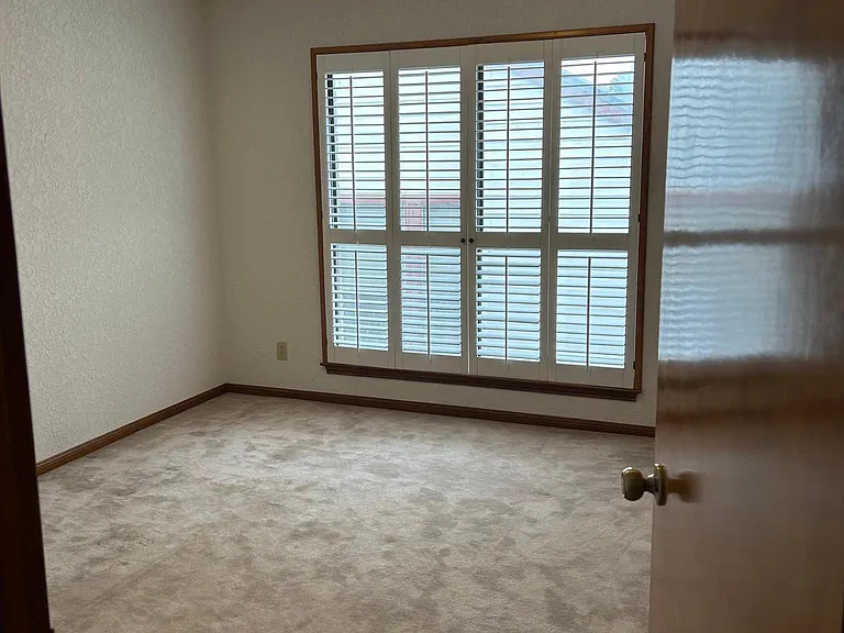 Bedroom 2 (upstairs)