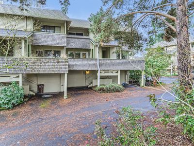 19719 NW Quail Hollow Dr, Portland, OR, 97229