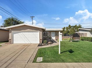 413 N Sunset Dr, Lodi, CA 95240