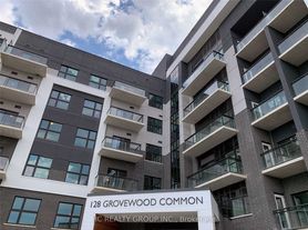 128 Grovewood Cmn