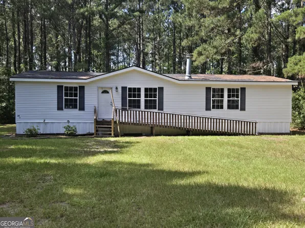 110 Bird Rd, Springfield, GA 31329