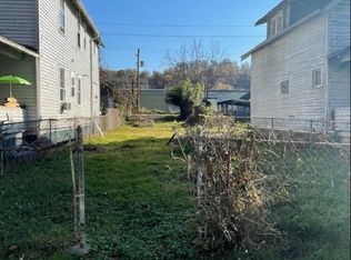 959 Jackson Ave, Huntington, WV 25704