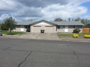 818 SE Greenbriar Ave, Dallas, OR 97338