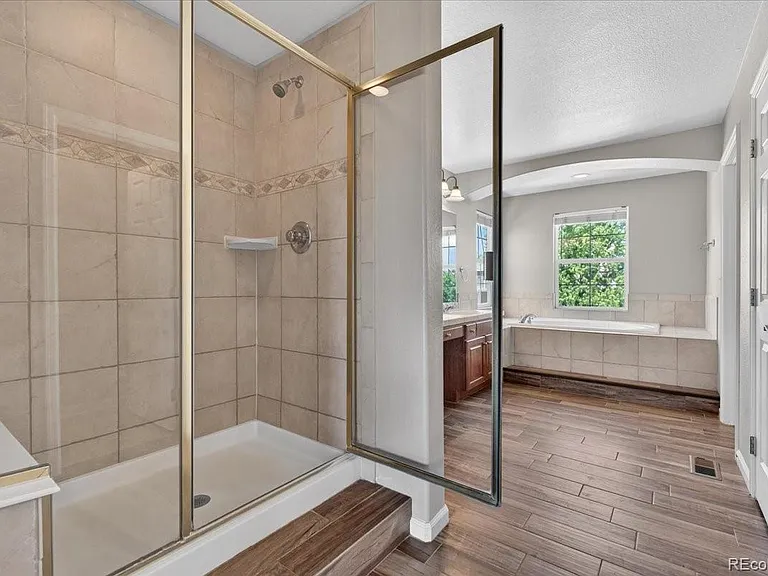 10543 Laurelglen Cir — Photo 34