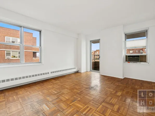 577 Grand Street image 12 of 29