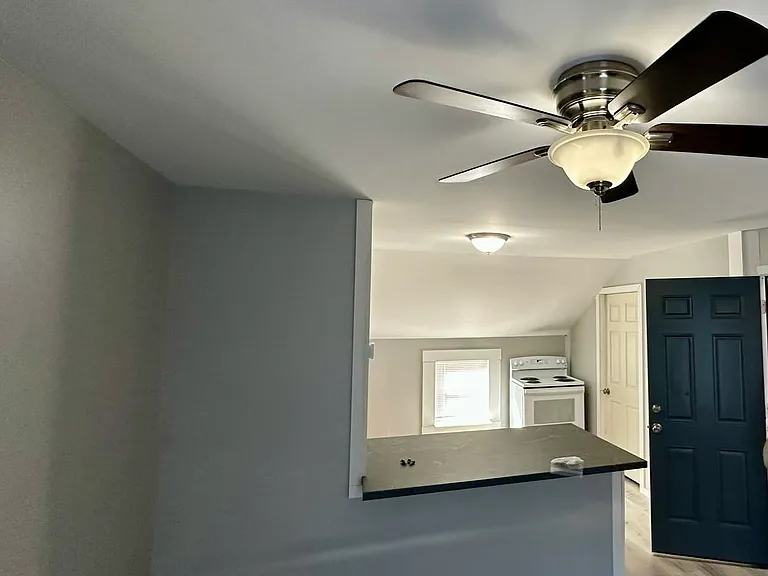 428 Lockwood St #428 — Photo 3