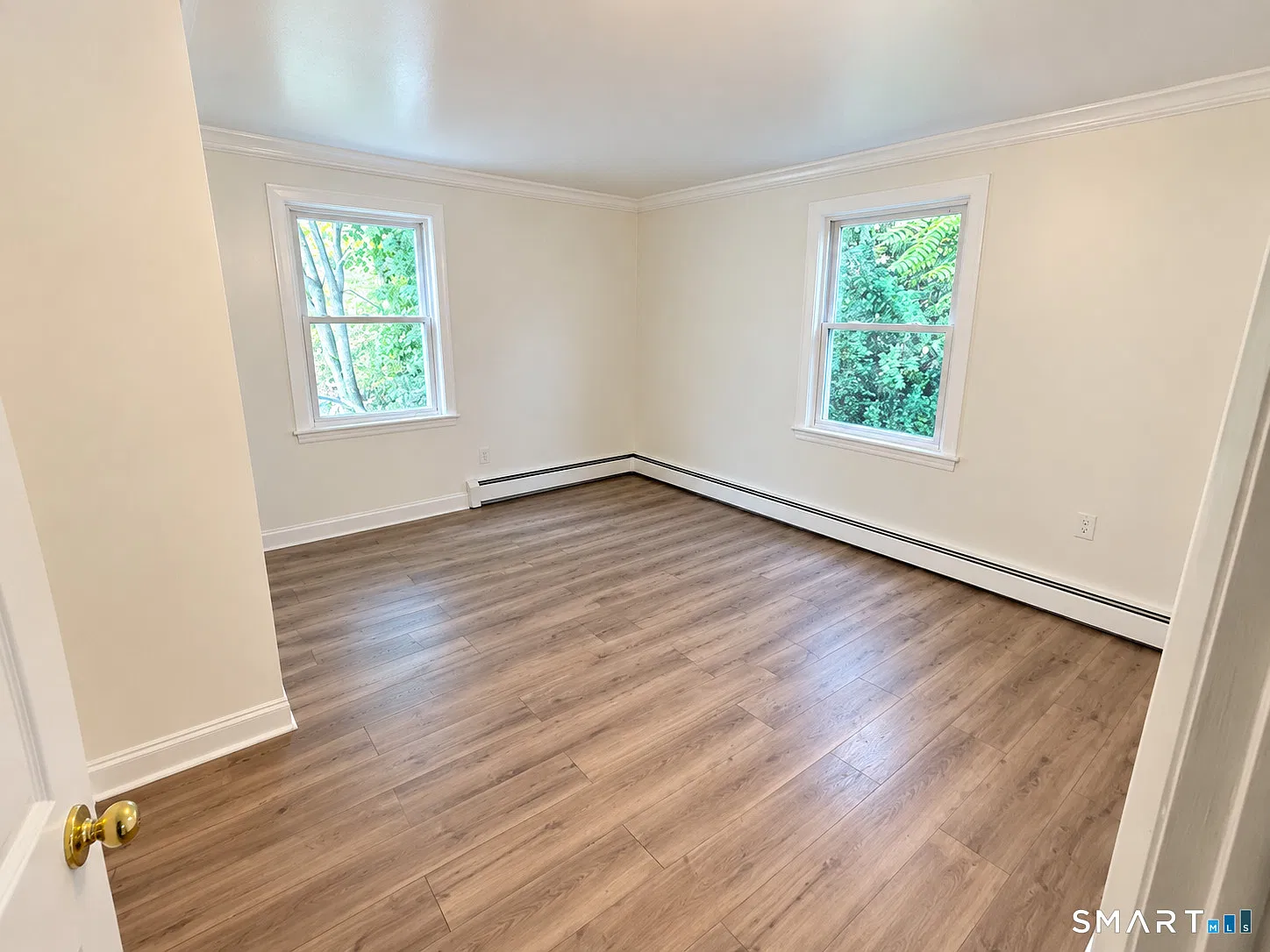 2 bed, 1.0 bath, 1100 sqft, $2,300 — Photo 4