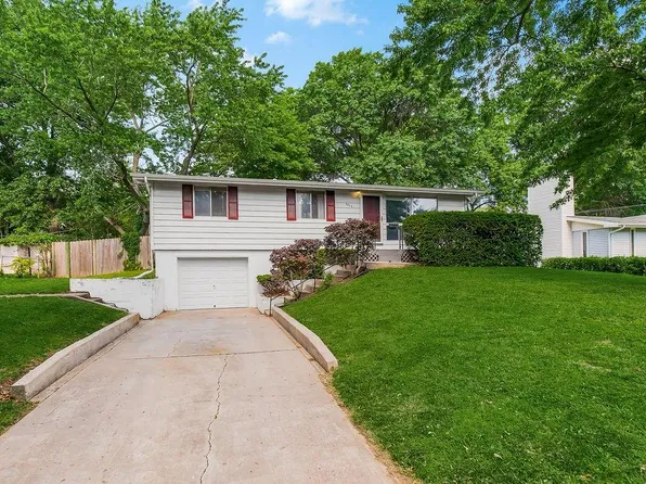 5914 N Euclid Ave, Kansas City, MO 64118