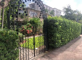 42 Almeria Ave APT 19, Coral Gables, FL 33134