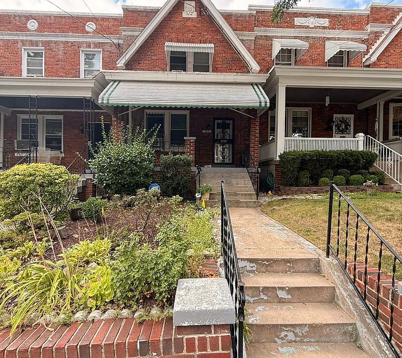 1st image of 115 Longfellow St NW