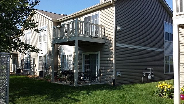 1st image of 8610 Victory Ln #0