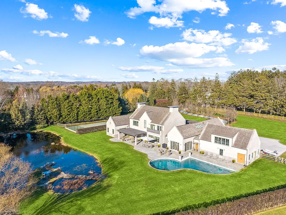 110 Rose Hill Rd
