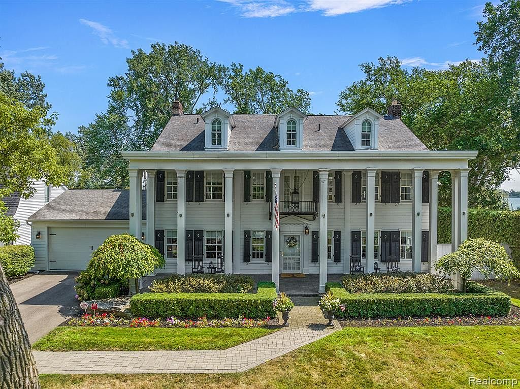 9090 Dwight St, Detroit, MI 48214 Zillow