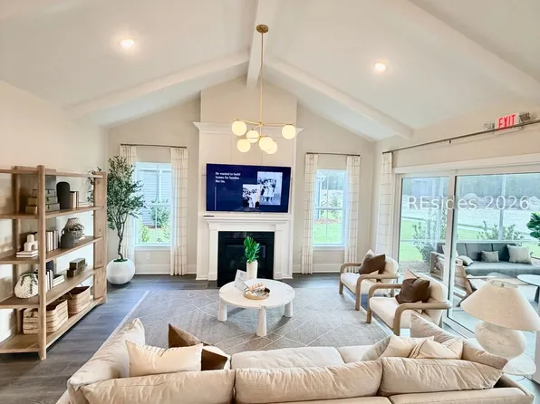 1128 White Water Dr, Hardeeville, SC 29927