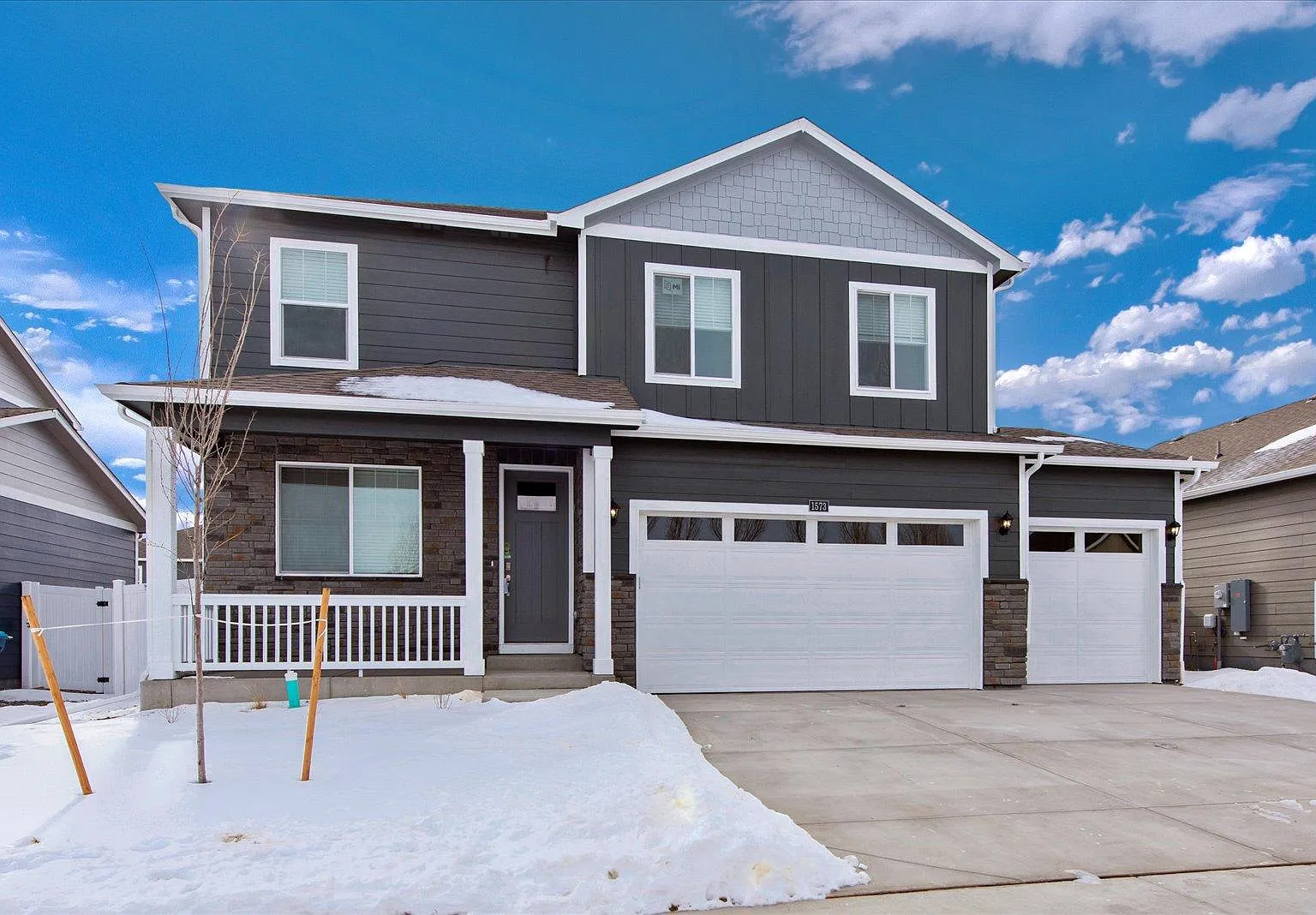 3 bed, 2.5 bath, 3080 sqft, $2,950 — Photo 1