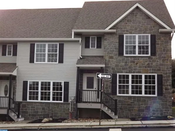 414 Dayton St, Phoenixville, PA 19460