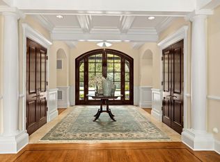 3 Saddle Ridge Rd, Old Westbury, NY 11568