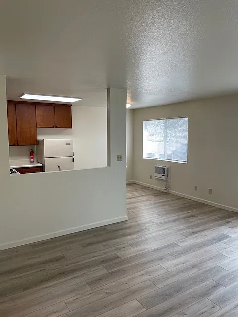 600 Mission Blvd #4