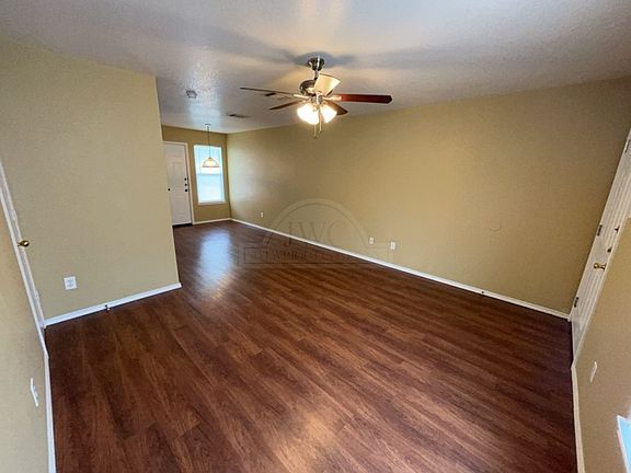 4th image of 5802 Greengate Dr #A