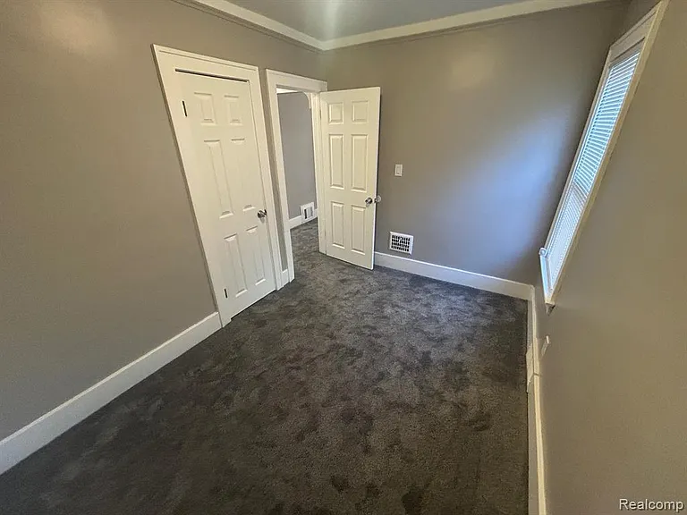 14716 Archdale St #1 — Photo 11