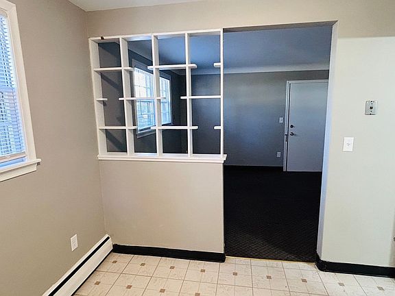 5th image of 183 Annapolis St W APT 7