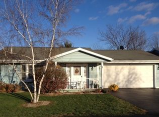 409 E 3rd Ave UNIT 7, Elkhorn, WI 53121