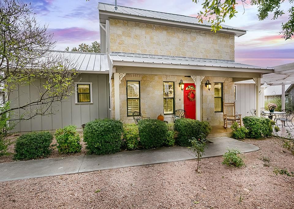 1st image of 181 Danz Ln