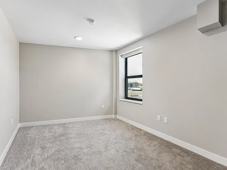 The Rowe — Photo 18