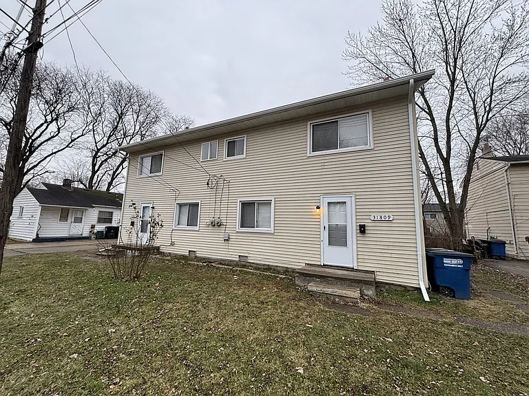 31809 Tuscola Court31809 Ct — Photo 5