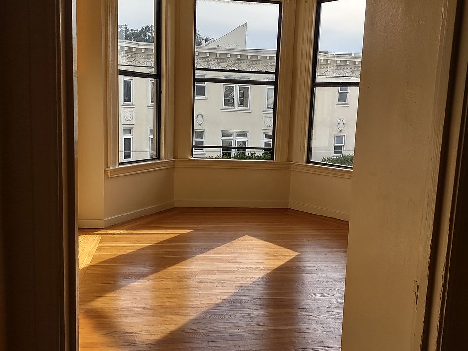 1st image of 154 Cole St #8