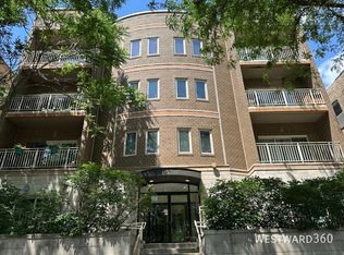 1928 N Kedzie Ave APT 305, Chicago, IL 60647