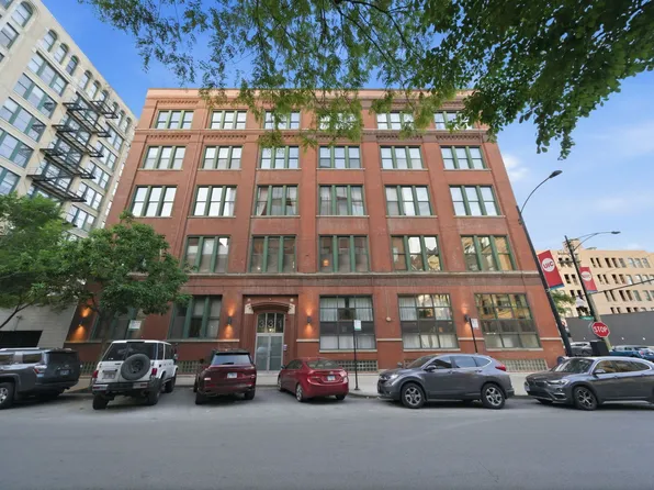 331 S Peoria St APT 107, Chicago, IL 60607