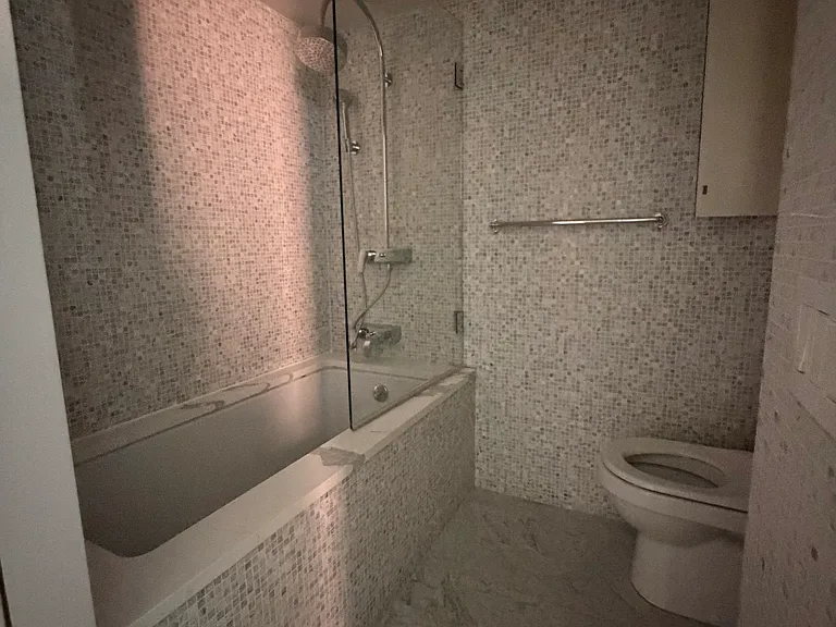 369 Bleecker St #PENTHOUSE — Photo 19