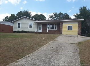 1522 Argon Ave, Fayetteville, NC 28311