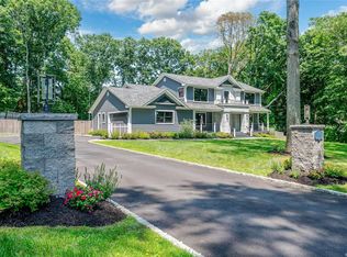 18 Williamsburg Dr, Northport, NY 11768